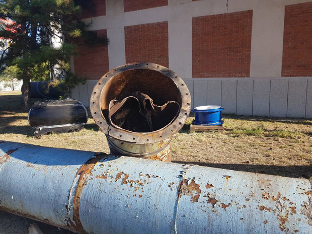 ЗАМЕНА ЦЕВОВОДА У НОВОМ САДУ: Цеви пре рока, млаз добар